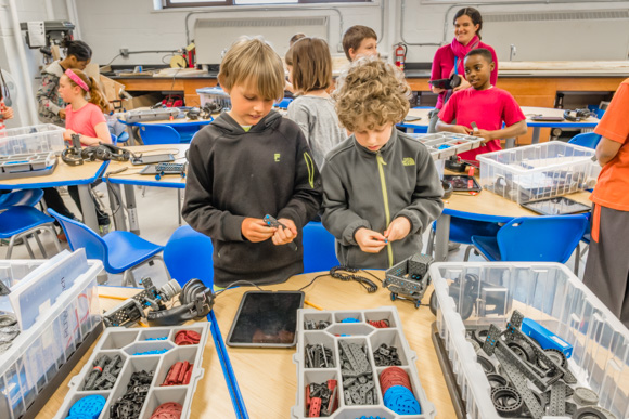 Ann Arbor STEAM @ Northside Elementary Students at the STEAM Lab