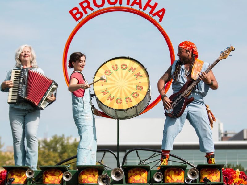 Squonk performs "Brouhaha."