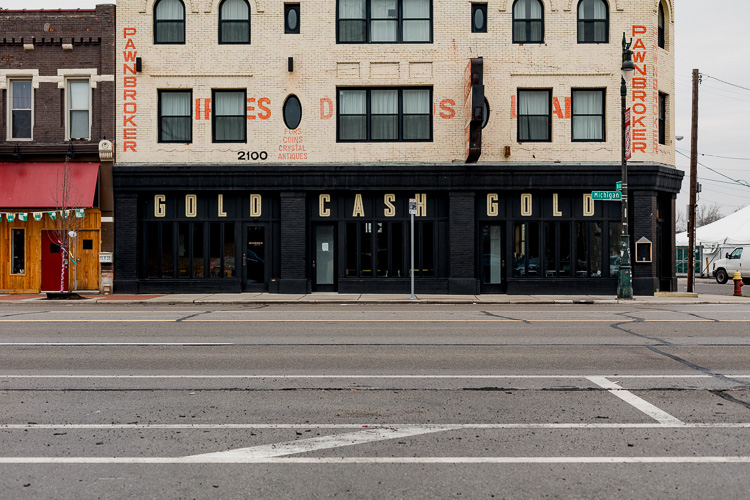 Gold Cash Gold on Michigan Avenue