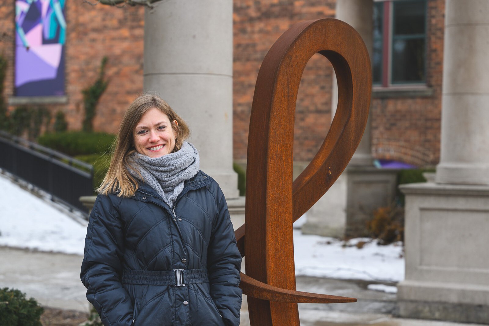 Liz Warren with Bryant and Sharon Tubbs' sculpture RIBBONS at RAC.