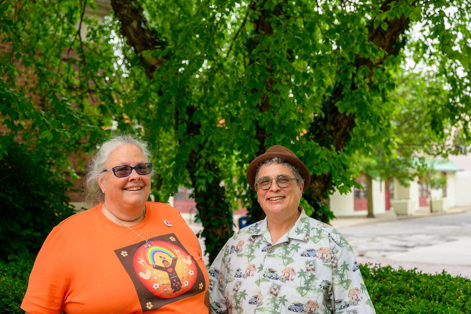Lisa and Beth Bashert.