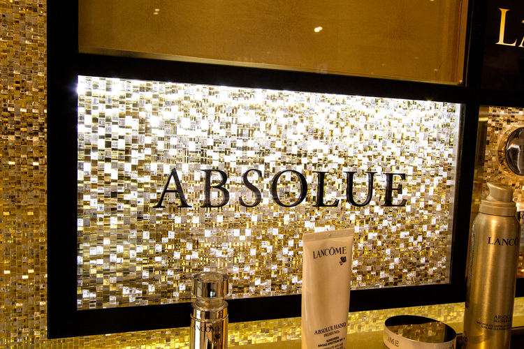 SensiTile's sparkling, light-bending architectural materials used at makeup company Lancome's store in New York City.