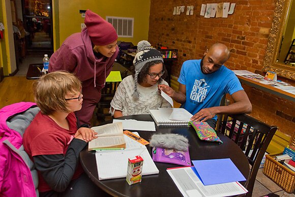 An 826michigan writing tutoring session at Beezy's in Ypsilanti in 2013.