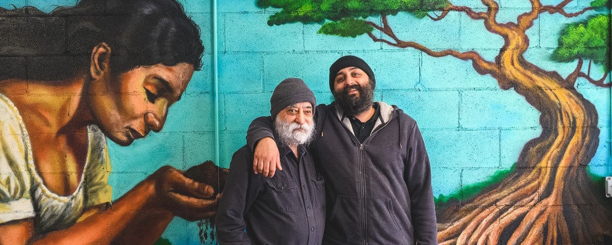Pushpinder Sethi and Sim Sethi at the Earthen Jar in Ypsilanti.